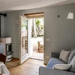 Ferienhaus Lindhouse - A