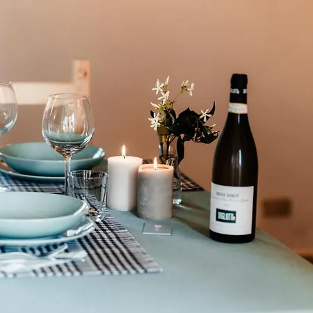 Lindhouse - A Govone