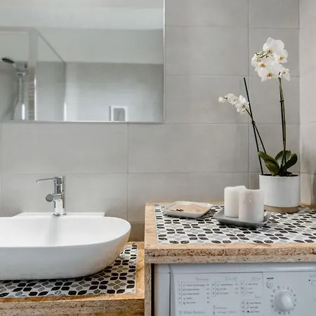 Lindhouse - A Tatil Evi *