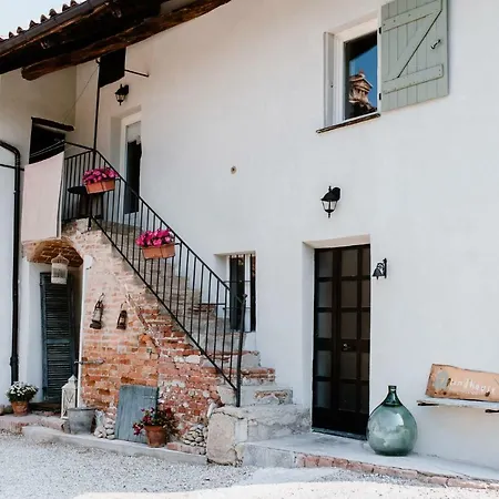 Lindhouse - A * Govone