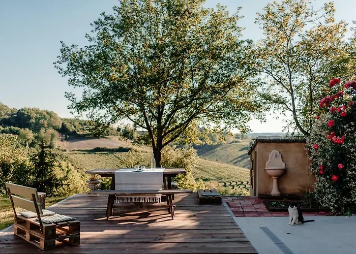 Lindhouse - A Holiday home Govone